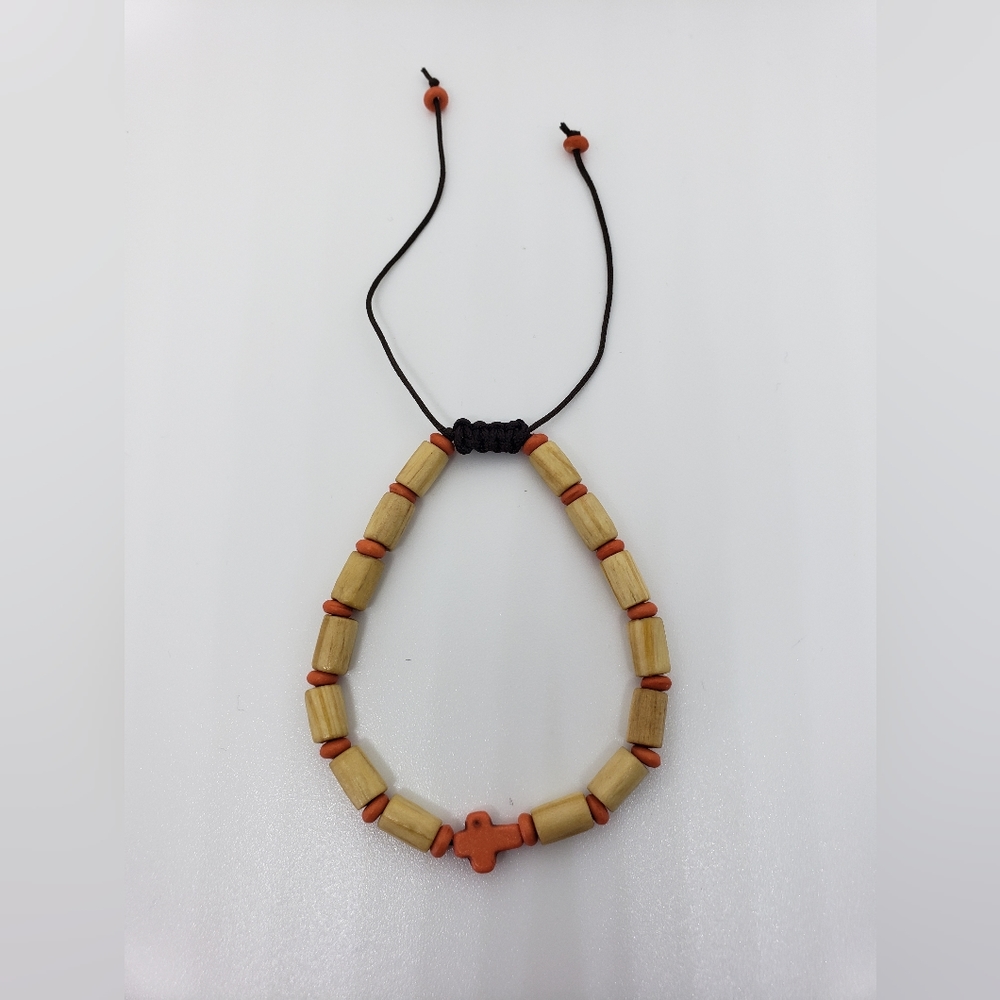 NWOT Cross Design String Bracelet - Picture 2 of 6